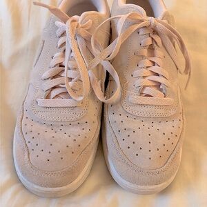 Women's Nike Pink Sneakers